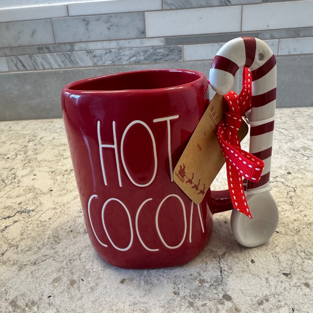 NWT Rae‎ Dunn Red Ceramic mug "Hot Cocoa with candy cane spoon" attached - Picture 4 of 8